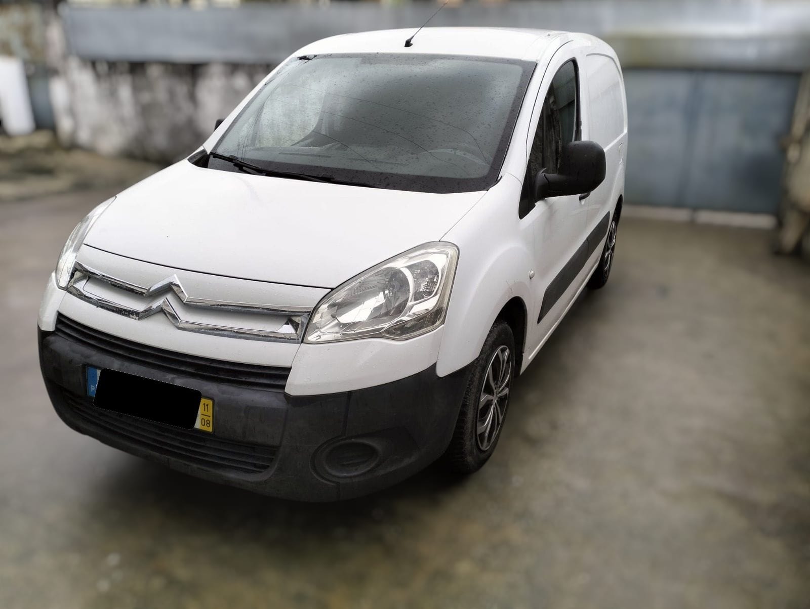 carrinha Citroen Berlingo usada à venda em Vila Real e Porto