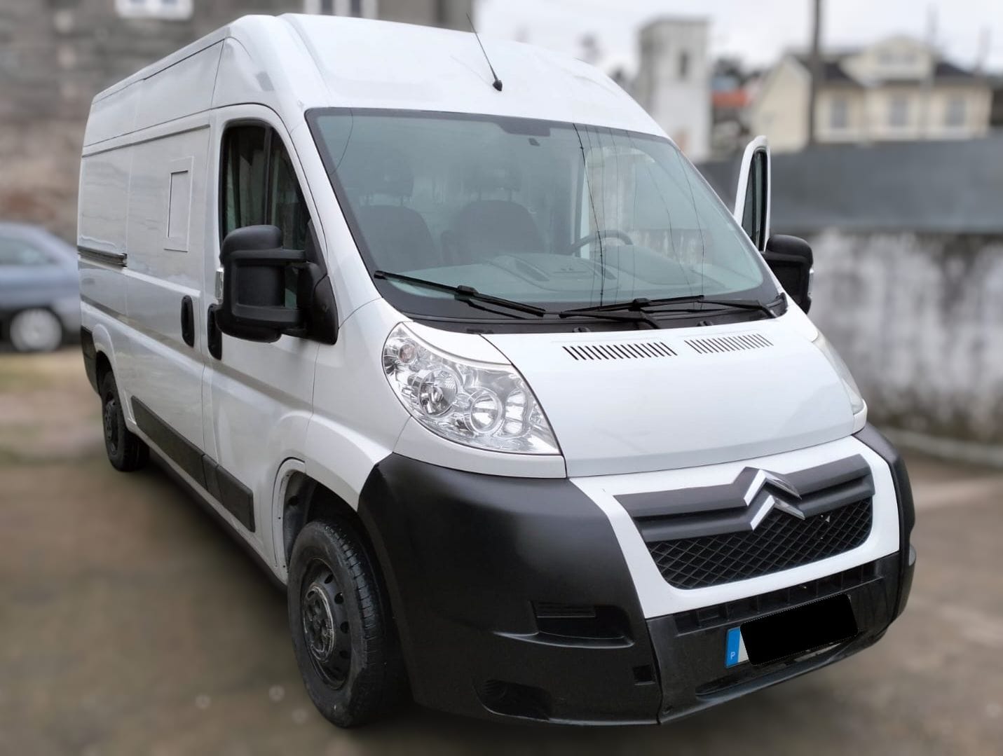 carrinha Citroen Jumper usada à venda em Vila Real e Porto